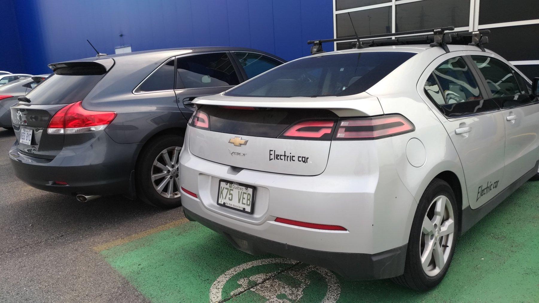 adesivos_volt_ikea_canada.jpeg